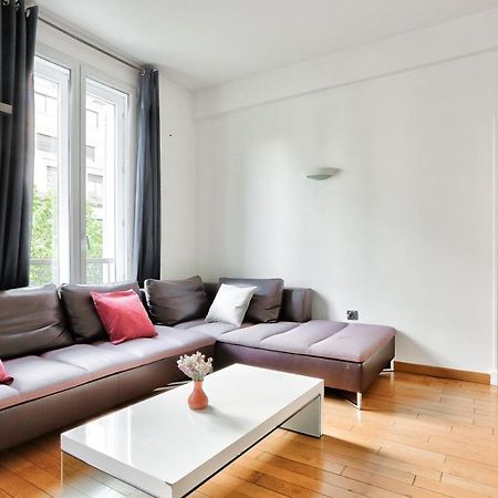 Appartement Quartier Champs-Elysees 4 Free Netflix Paris Dış mekan fotoğraf