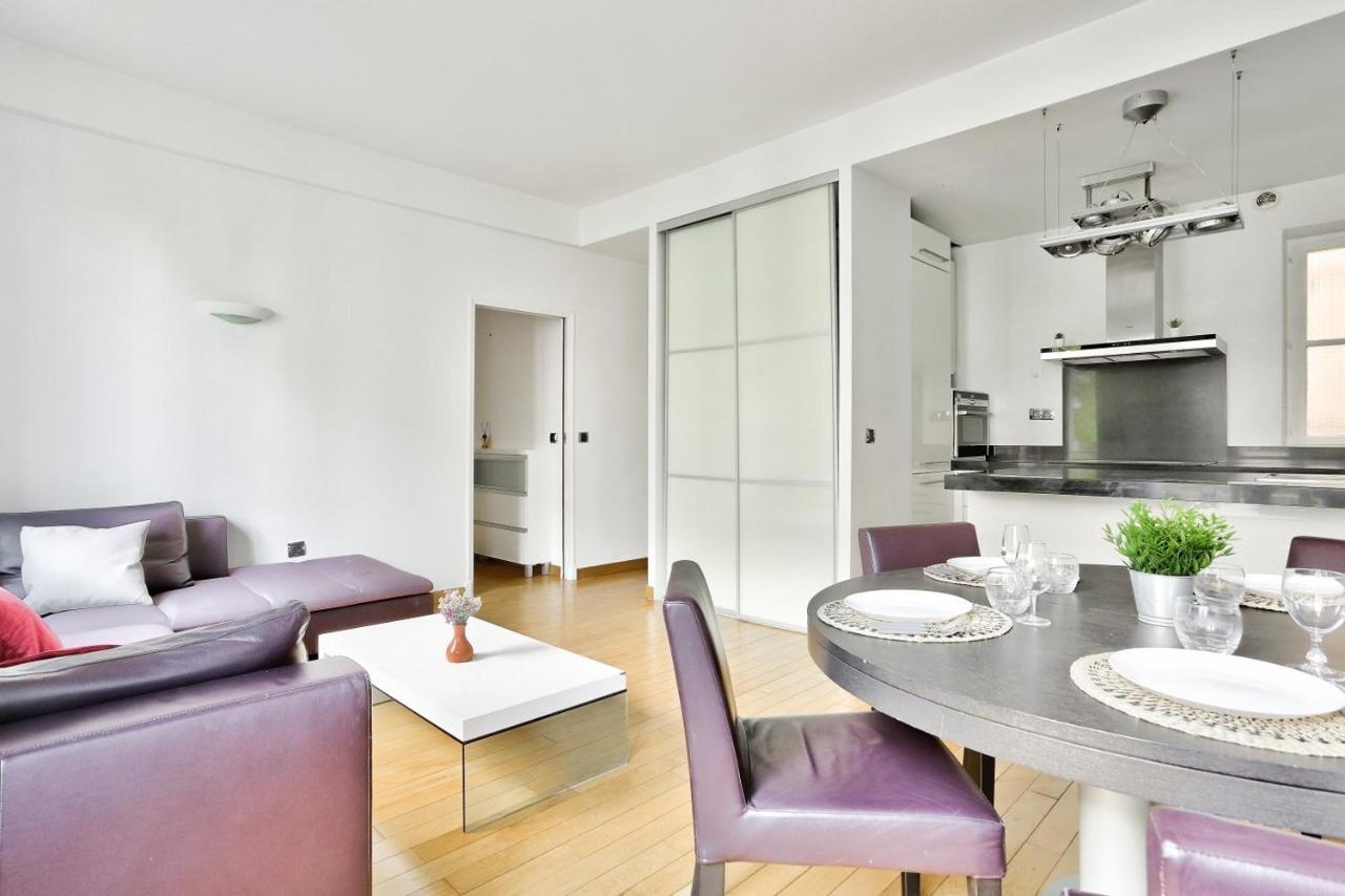 Appartement Quartier Champs-Elysees 4 Free Netflix Paris Dış mekan fotoğraf