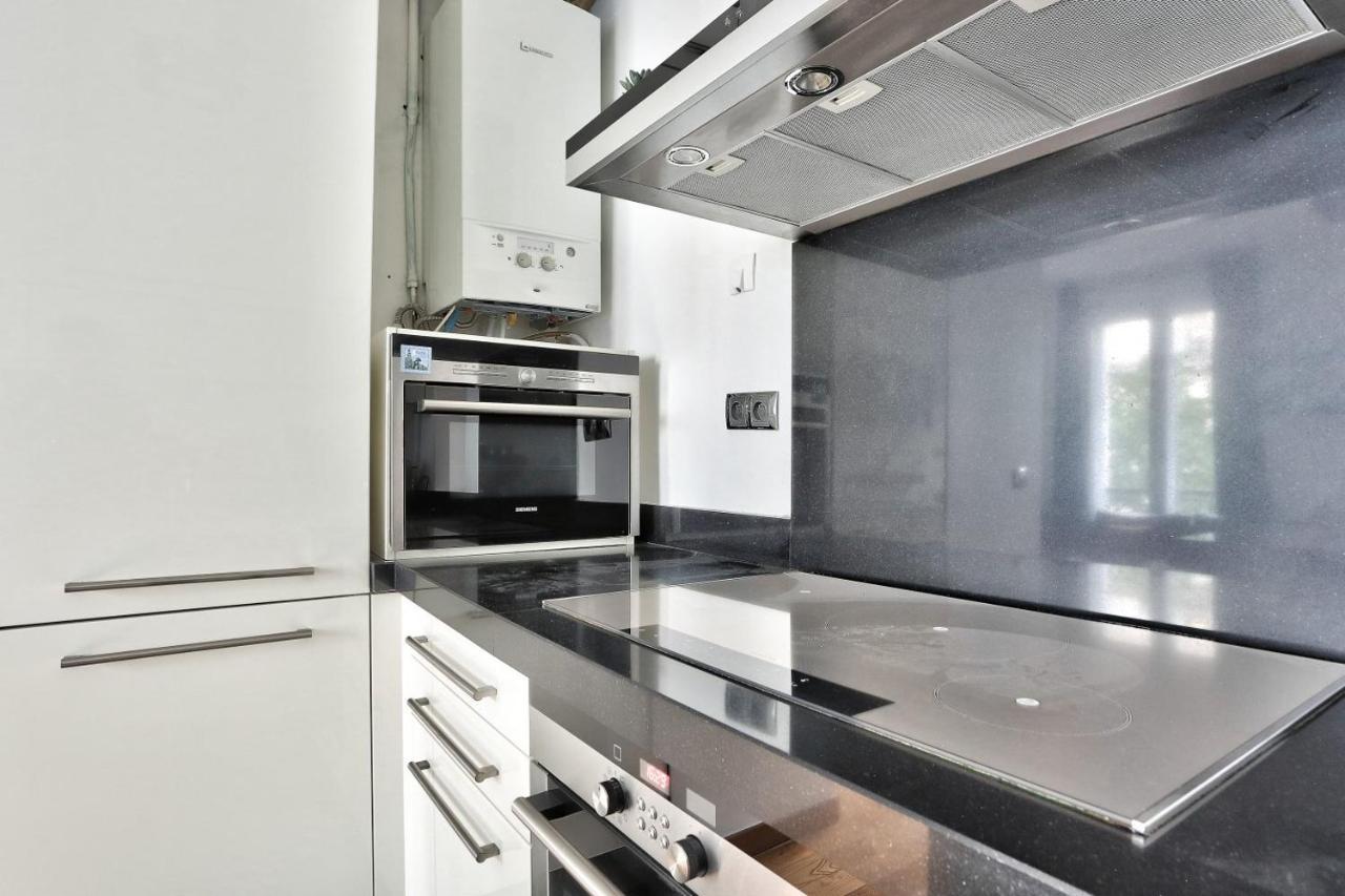 Appartement Quartier Champs-Elysees 4 Free Netflix Paris Dış mekan fotoğraf
